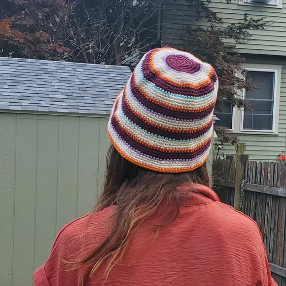 ZARA Multicolor Crochet Bucket Hat Size Small - Picture 3 of 6